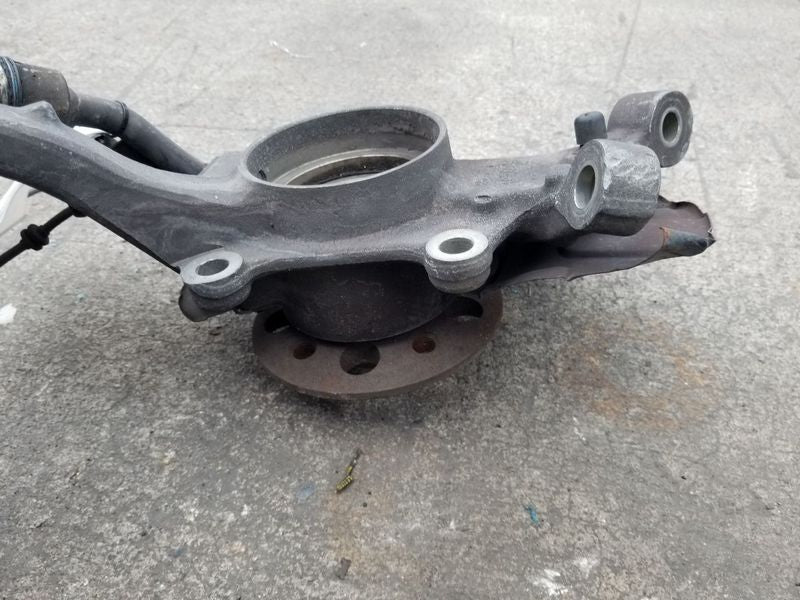 2007-2009 Mercedes E350 AWD Passenger Right Front Spindle Knuckle OEM