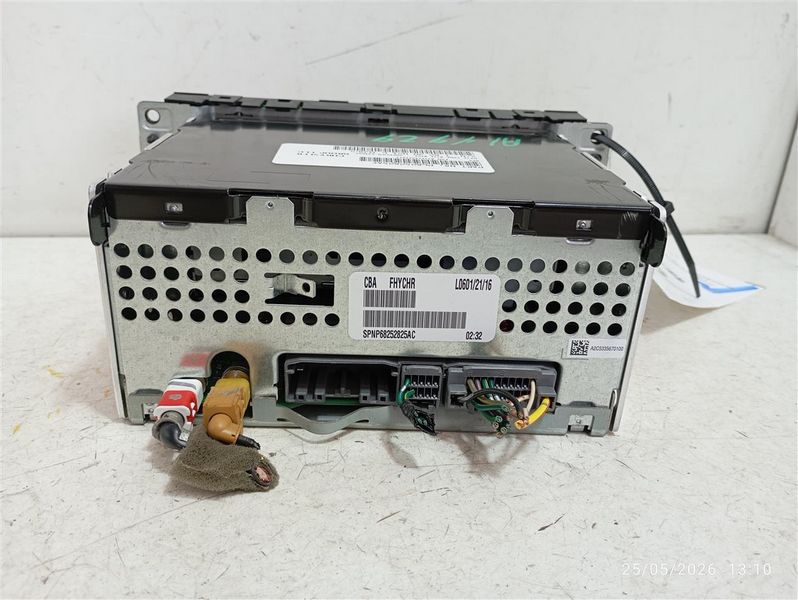 2015-2018 JEEP Wrangler Radio OEM CD Player Sirius UConnect VIN # INCLUDED BROKER FROM PPW
