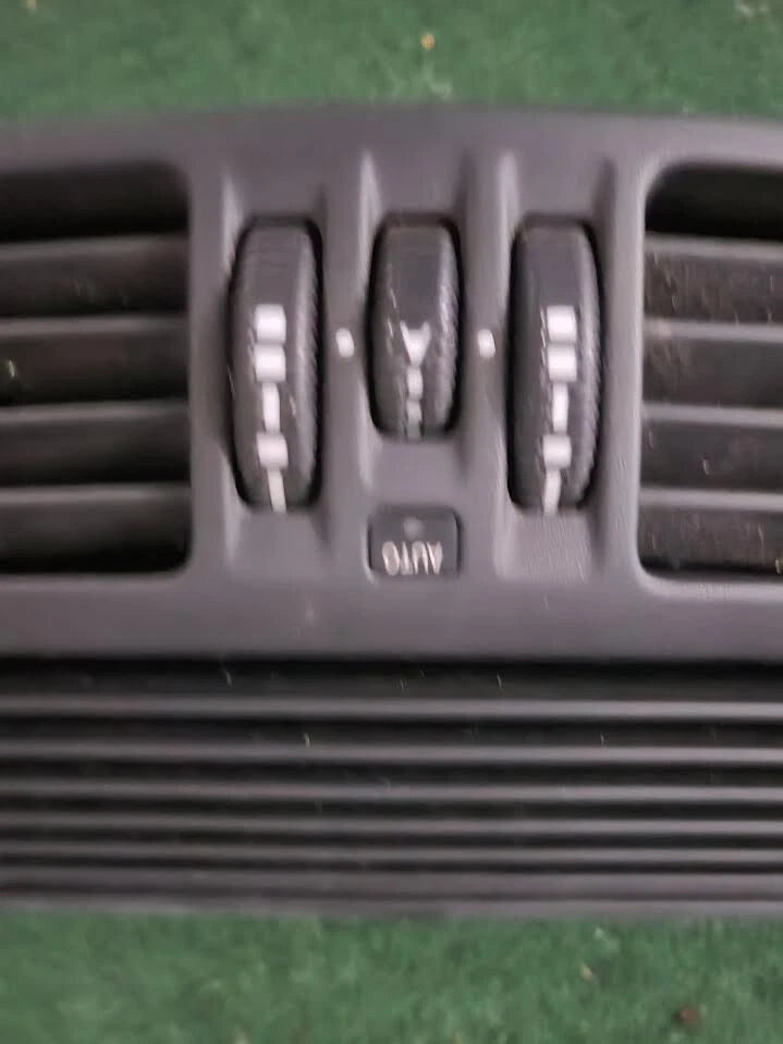 00-06 Mercedes W220 S600 S55 AMG Center Dash Dashboard Air AC A/C Vent OEM