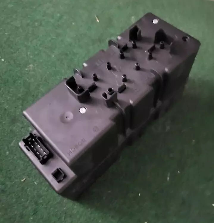 2000-2006 Mercedes W220 S500 S430 Vacuum Pump Central Locking Door A220800035 OEM