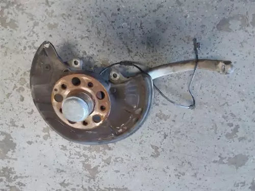 2003-2009 Mercedes E-Class Passenger Right Front Spindle Knuckle OEM
