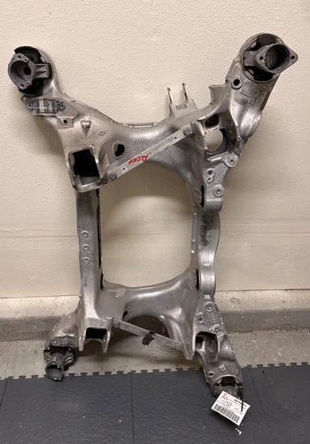 2018 2019 PORSCHE PANAMERA 2.9L REAR SUBFRAME SUSPENSION CROSSMEMBER OEM