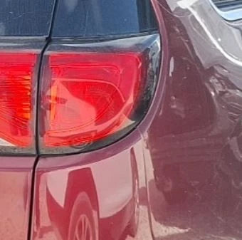 2020 Chrysler Pacifica Quarter Mount Passenger RH Tail Light Lamp OEM OEM