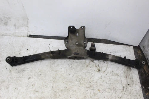 BMW E30 318i 325e 325i (1984-1992) OEM Rear Subframe Axle Carrier LM68