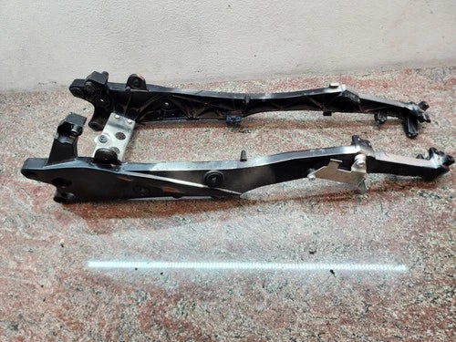 2009-2016 Suzuki GSX-R1000 Rear Subframe Assy OEM 41211-47H00 41221-47H00