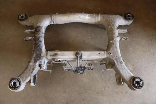 2013-2015 BMW 740LI F02 RWD REAR SUSPENSION CROSSMEMBER SUBFRAME OEM
