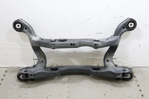 2018 - 2019 MERCEDES CLA250 C117 FWD REAR SUBFRAME CROSSMEMBER CRADLE OEM