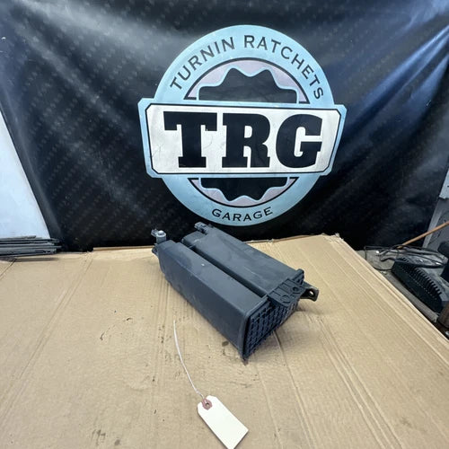 04-19 Nissan Titan Armada Fuel Vapor Evaporation Charcoal Canister 14950-7S000
