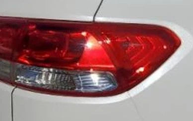 2016-2018 Kia Sorento RH Passenger Quarter Panel Mounted Tail Light Lamp OEM