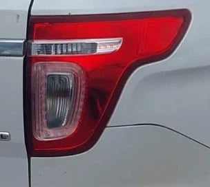 2011-2015 Ford Explorer RH Passenger Tail Light Lamp OEM