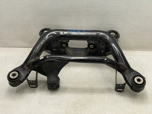 2009-2016 BMW Z4 REAR SUSPENSION SUBFRAME CRADLE CROSSMEMBER OEM LOT758
