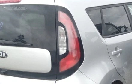 14-19 Kia Soul Right Passenger Quarter Mounted Tail Light Lamp OEM OEM