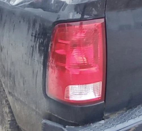 17-18 Dodge Ram 1500 LH Driver Tail Light Lamp OEM OEM