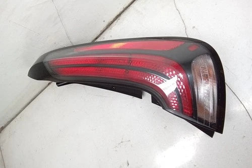 23 2023 Kia Soul Passenger RH Quarter Mounted Tail Light Lamp OEM