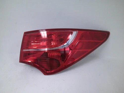 13-16 Hyundai Santa Fe Sport RH Passenger Side Quarter Mounted Tail Lamp OEM OEM