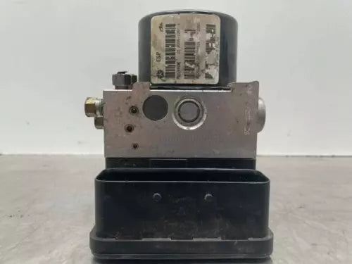 2006 Jeep Liberty ABS Anti Lock Brake Actuator Pump OEM