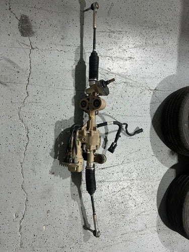 2014-2020 GMC YUKON POWER STEERING GEAR RACK AND PINION OEM 17-19 Silverado TAHO