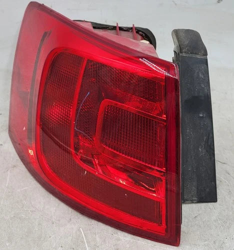 2014 Volkswagen Jetta Drivers LH Side Quarter Panel Mounted Tail Lamp OEM