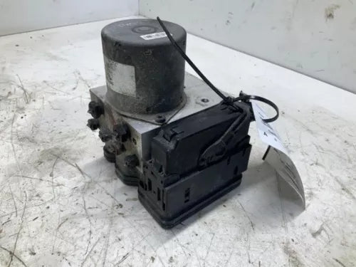 2010 Kia Forte Sedan ABS Anti-Lock Brake Pump Actuator Assembly Hydraulic Unit