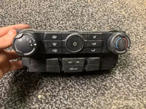 2008-2011 Ford Focus Heater Temp Climate Control w/o Heated Seats.