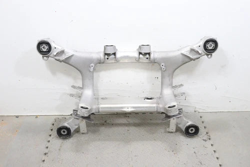 2017 - 2023 BMW 530I G30 REAR SUSPENSION SUBFRAME CROSSMEMBER CRADLE OEM