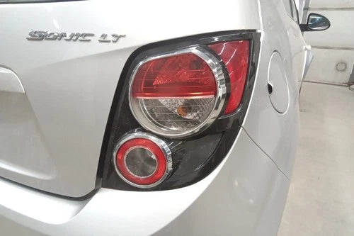 12 13 14 15 16 Chevrolet Sonic LT Hatchback Passenger RH Tail Light Lamp OEM