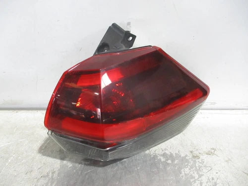 2018 Nissan Rogue Passenger RH Tail Light Lamp OEM
