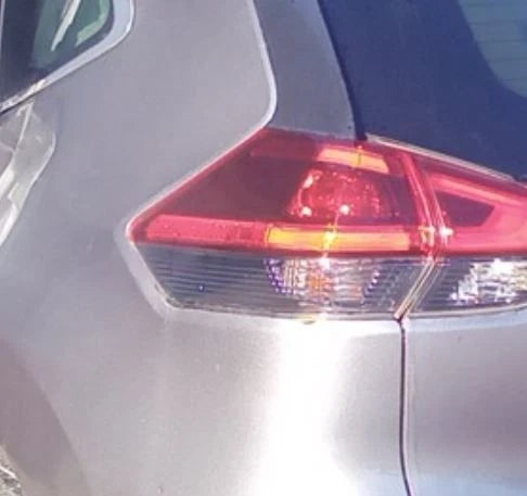 18 Nissan Rogue LH Driver Tail Light Lamp Quarter Mount OEM OEM