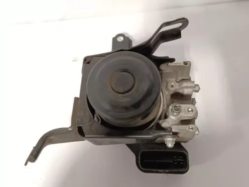 04-05 Toyota RAV4 Anti-Lock Brake Part Actuator And Pump Assembly 4x2