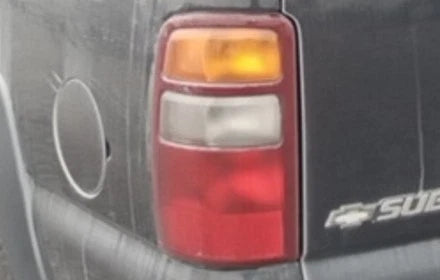 00-03 Chevrolet Suburban 1500 Left Driver Quarter Mounted Tail Light Lamp OEM