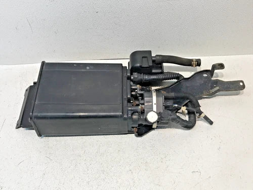 06-13 HIGHLANDER HYBRID Fuel Vapor Charcoal Canister EVAP OEM 77740-48140