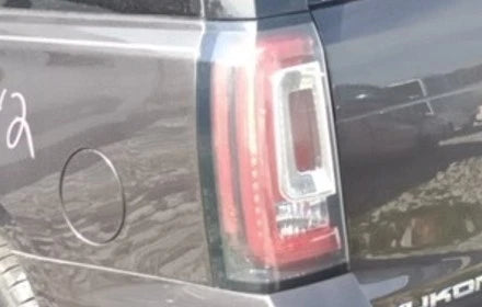 15-20 GMC Yukon Rear Left Driver Tail Light Lamp OEM OEM