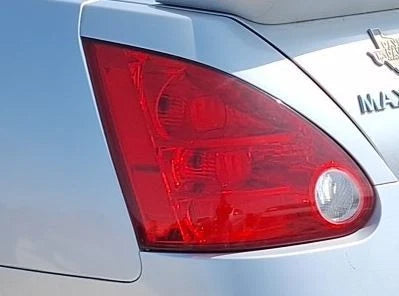 2004-2008 Nissan Maxima Quarter Mount Driver LH Tail Light Lamp OEM OEM