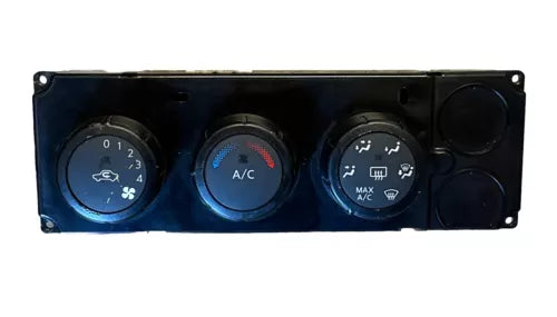 04 Nissan Titan SE  & LE  OEM  AC HEATER AIR TEMPERATURE CLIMATE Control 3 Plug