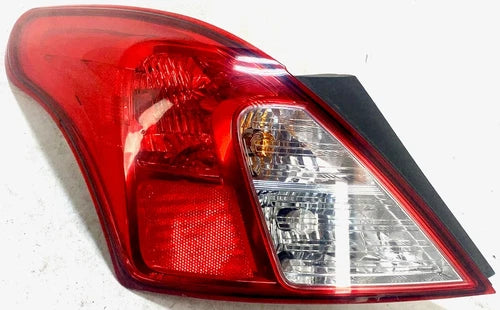2012-2019 Nissan Versa Driver LH Tail Light Lamp Quarter Mounted OEM