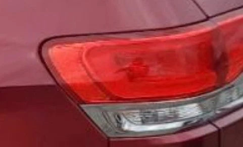 2014-2021 Jeep Grand Cherokee LH Driver Quarter Panel Mounted Tail Light Lamp