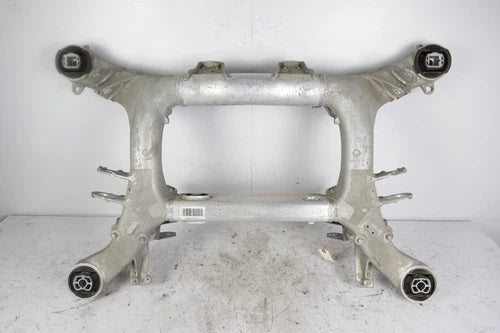 17-20 BMW 530i G30 REAR SUBFRAME CRADLE AXLE CARRIER SUPPORT OEM