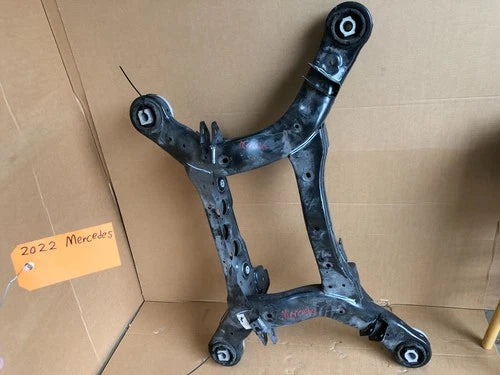 2020-2025 MERCEDES GLS X167 GLE W167 REAR SUSPENSION SUBFRAME CROSSMEMBER OEM