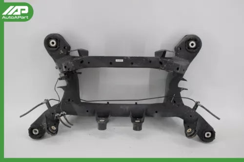 ✅ 06-13 BMW E90 335d 128i Rear Axle Subframe Cross Member Carrier 3331678371 OEM