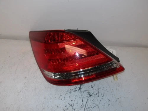 2005-2007 Toyota Avalon Driver LH Tail Light Lamp OEM