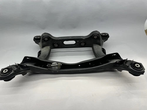 15-20 MERCEDES W205 X253 C GLC CLASS REAR SUBFRAME OEM