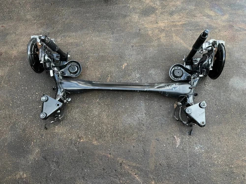 12-19 FIAT 500 REAR SUBFRAME CROSSMEMBER W SPINDLE KNUCKLE & BRAKES OEM