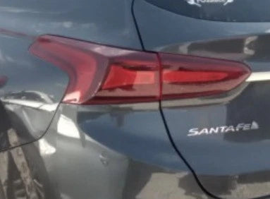 20 Hyundai Santa Fe Driver Side Tail Light Assembly LH Quarter Panel Mounted OEM