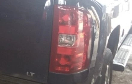 2007-2013 Chevrolet Silverado 1500 Passenger RH Tail Light Tail Lamp OEM
