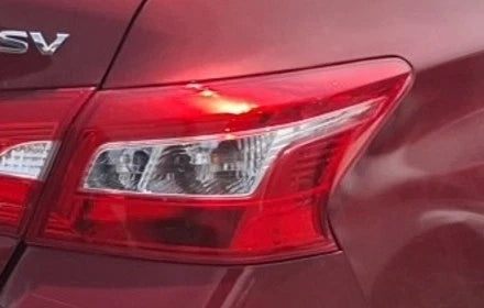 2016-2019 Nissan Sentra Quarter Mount Passenger RH Tail Light Lamp OEM OEM