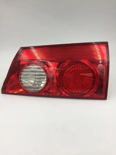 04-05 Toyota Sienna Tail Light Right Passenger Side Inner Tail Gate Assembly OEM