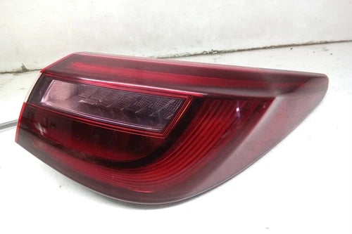 8 2018 Infiniti Q50 Passenger RH Tail Light Lamp OEM