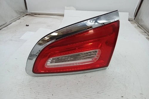 2015 Buick Enclave Passenger RH Tail Lamp Lid Mounted OEM