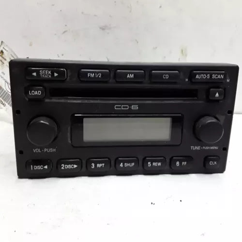 05 06 07 Ford Escape AM FM 6 disc CD radio receiver OEM 5L8T-18C815-EC