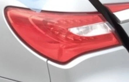 11-14 Chrysler 200 Left Driver Quarter Mounted Tail Light Lamp OEM OEM